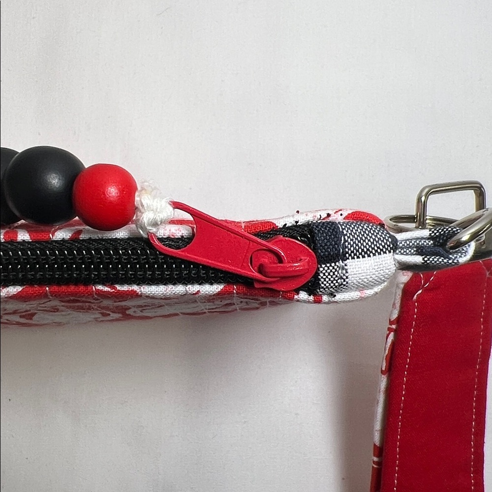 Handmade Red Apple Print Clutch - Picture 7 of 8